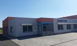 Př&iacute;stavba &scaron;kolic&iacute;ho střediska REXCOM Břeclav