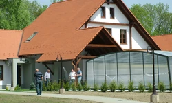 Rekreačn&iacute; zař&iacute;zen&iacute; Hraničn&iacute; z&aacute;meček, Hlohovec