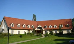 Hotelov&eacute; zař&iacute;zen&iacute; Hraničn&iacute; z&aacute;meček Hlohovec