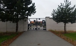 Smutečn&iacute; s&iacute;ň Lanžhot