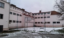 Z&Scaron; Valtick&aacute;, Mikulov